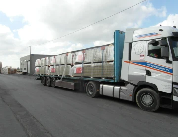 Arcelor rock wool truck